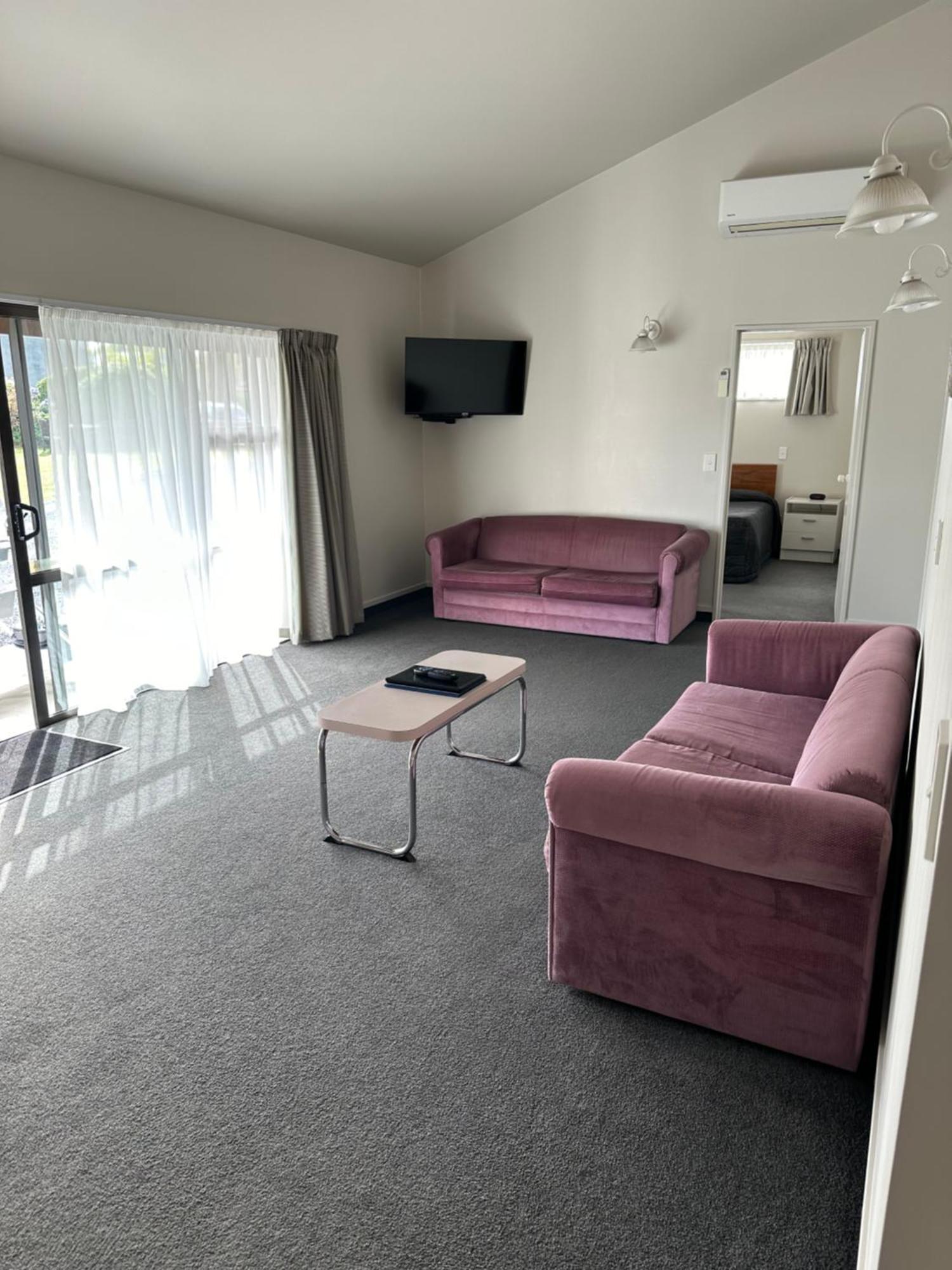 Helensborough Motor Inn Балклута Экстерьер фото